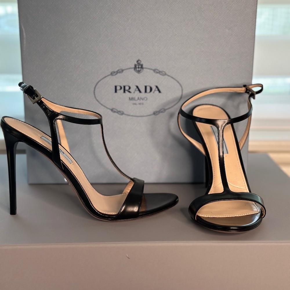 Prada Calzature Donna Black Strappy Heels